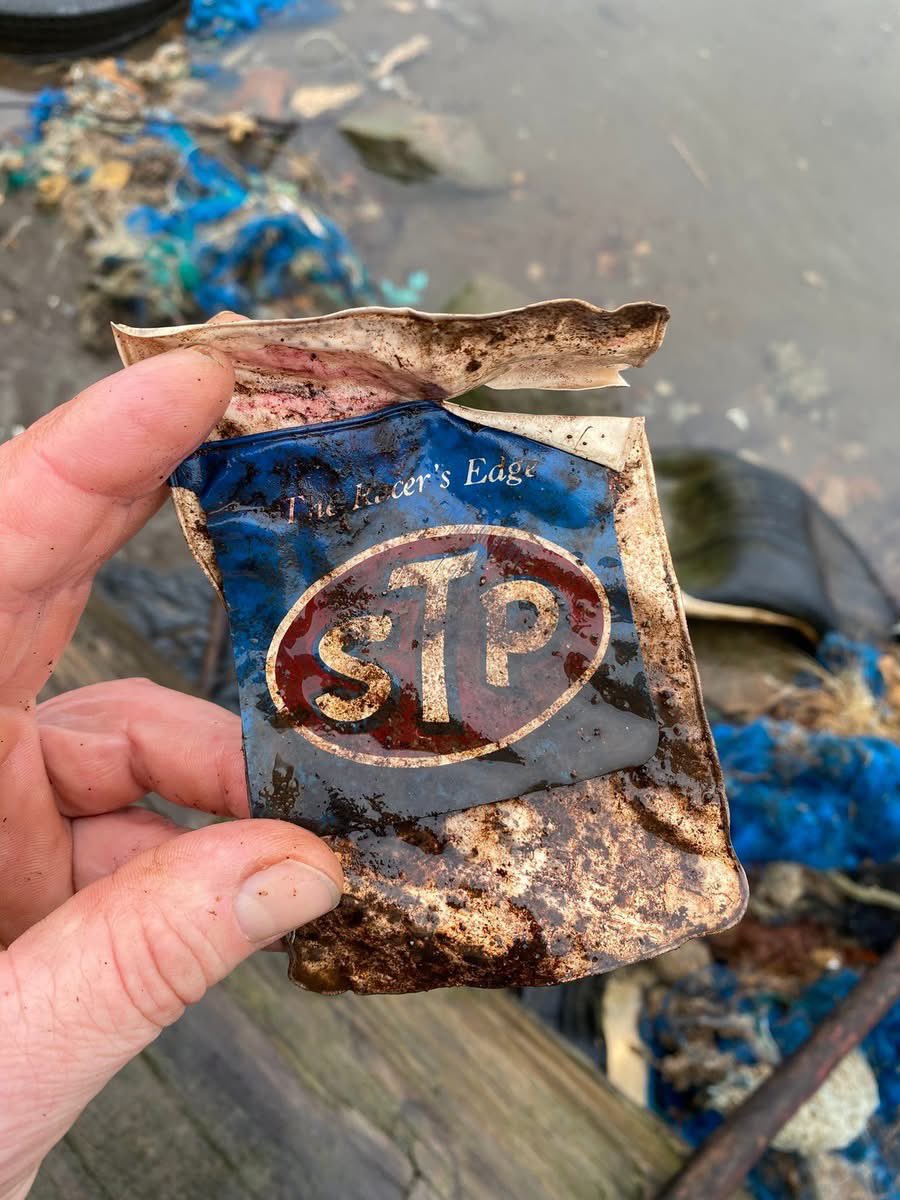 Fraser River Finds 🐟 tweet media