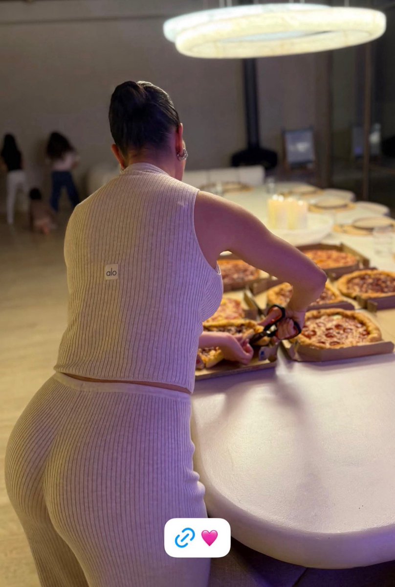 🚨BREAKING: Cristiano Ronaldo has not been included in the Portugal national team squad for the upcoming friendly matches. 🔴🇵🇹❌
Reports suggest this is linked to ongoing issues involving Georgina Rodríguez… Show more