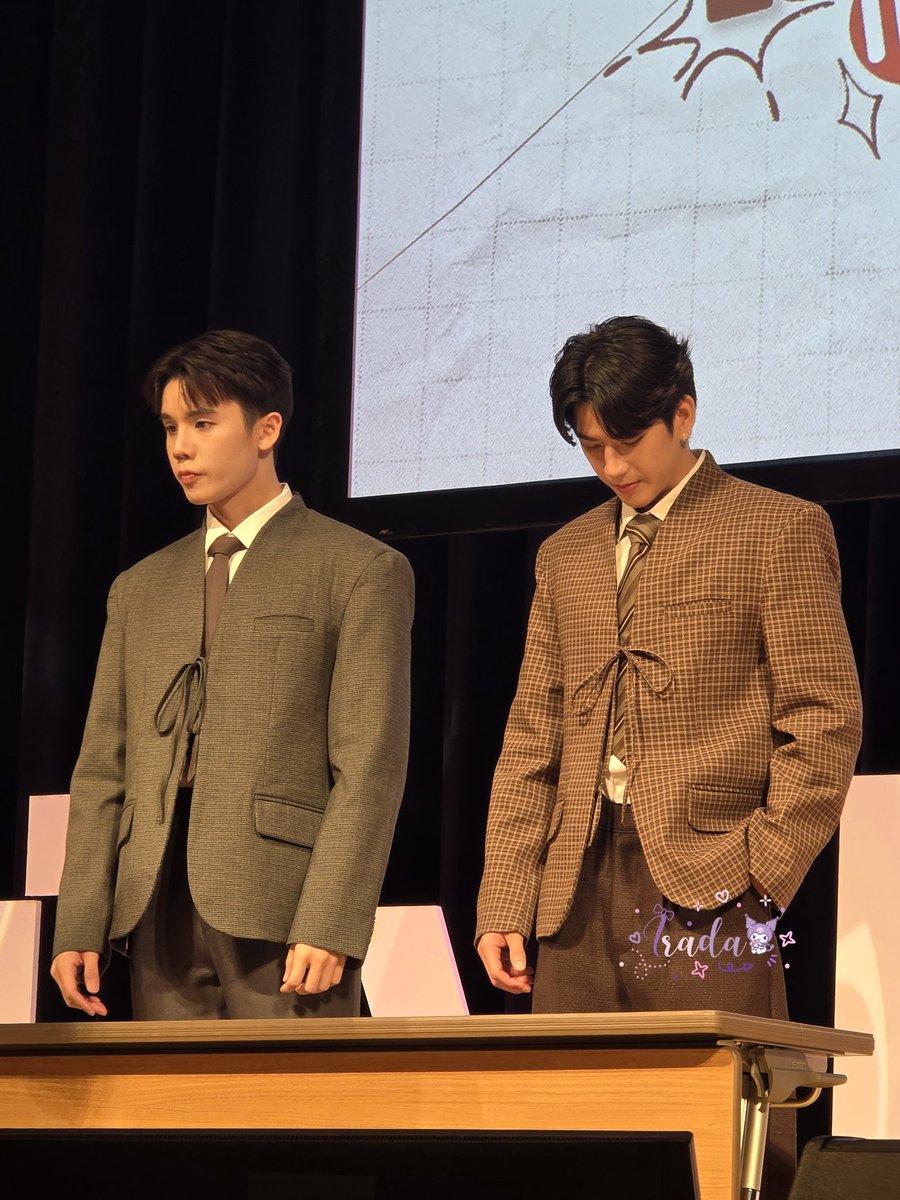 ลุคเบเนวันนี้  💜🩵

HI JAPAN JIMMYSEA IS BACK

#JSFANDAY30XTOKYO