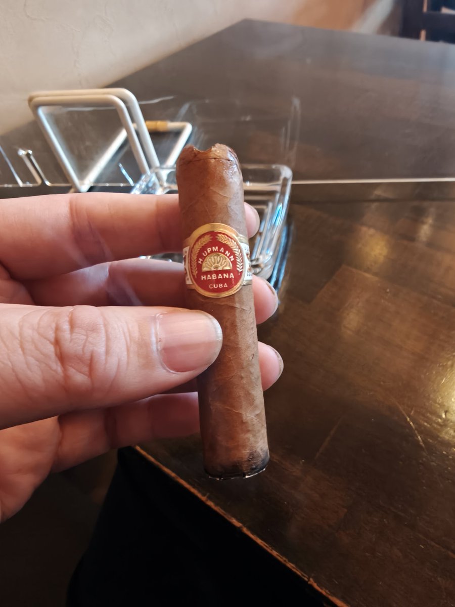 アップマン　ハーフコロナ
美味しい