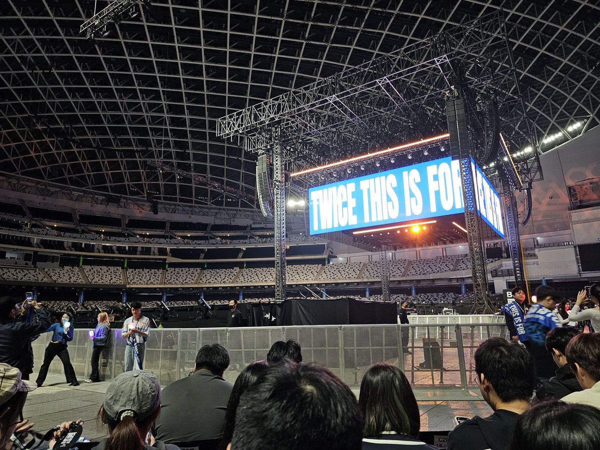 TWICE 台北 D2 ❤️