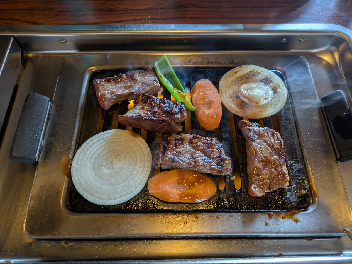 りこりー tweet media