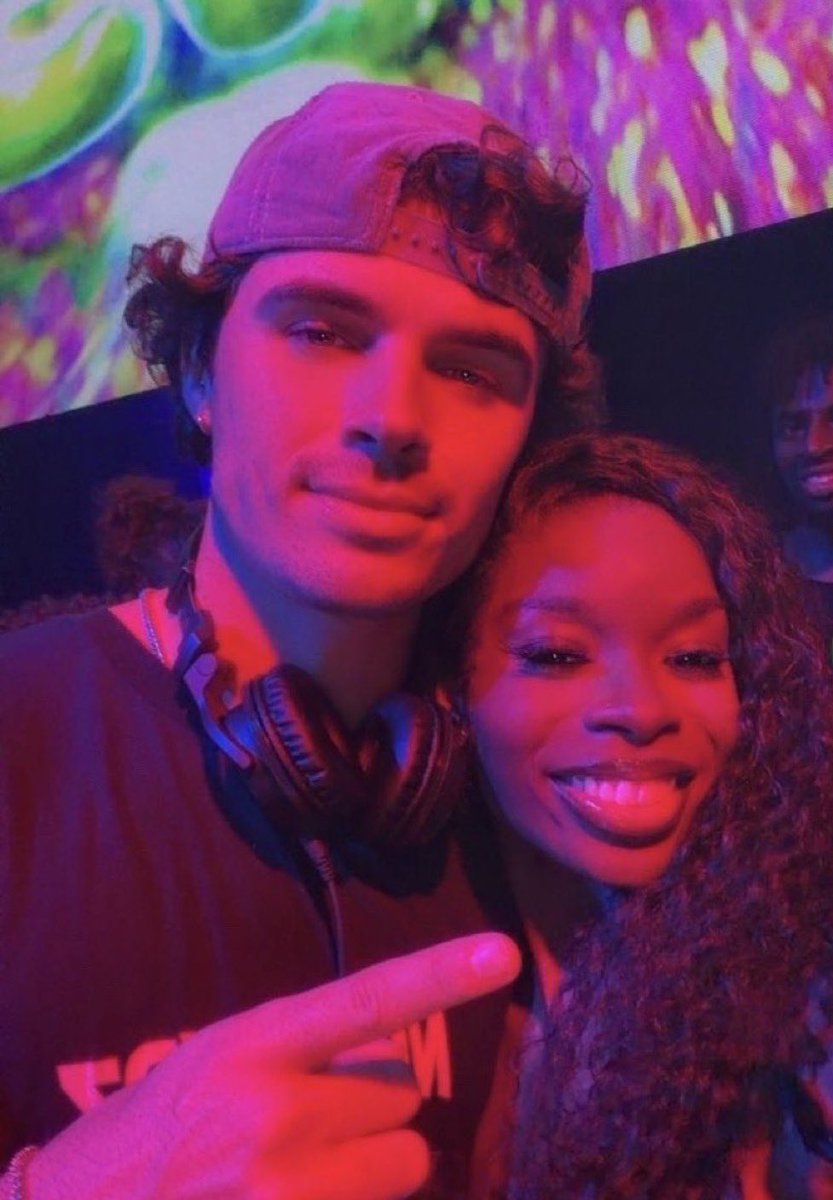 Olandria Base tweet media