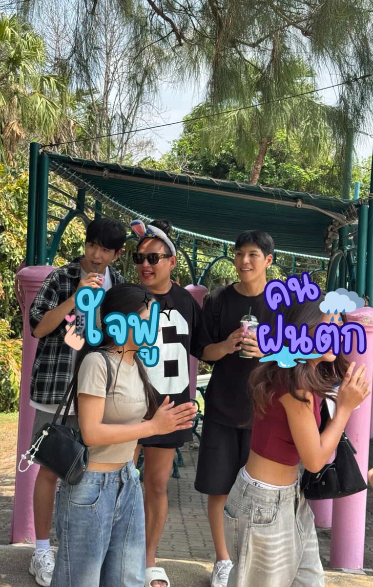 I’m not the sky☁️ not like a blue💙 tweet media