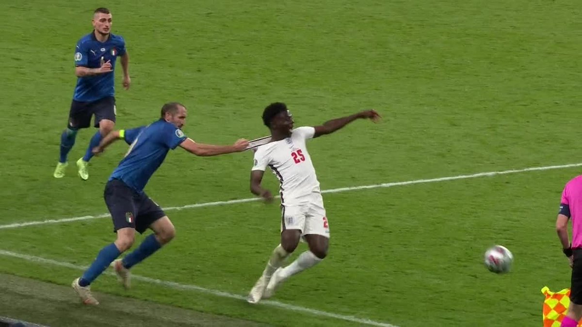 ✮ م ✮ M ✮ tweet media