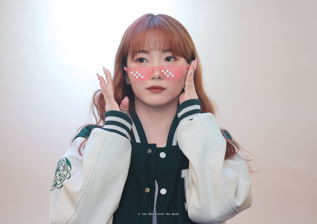 つきつね tweet media