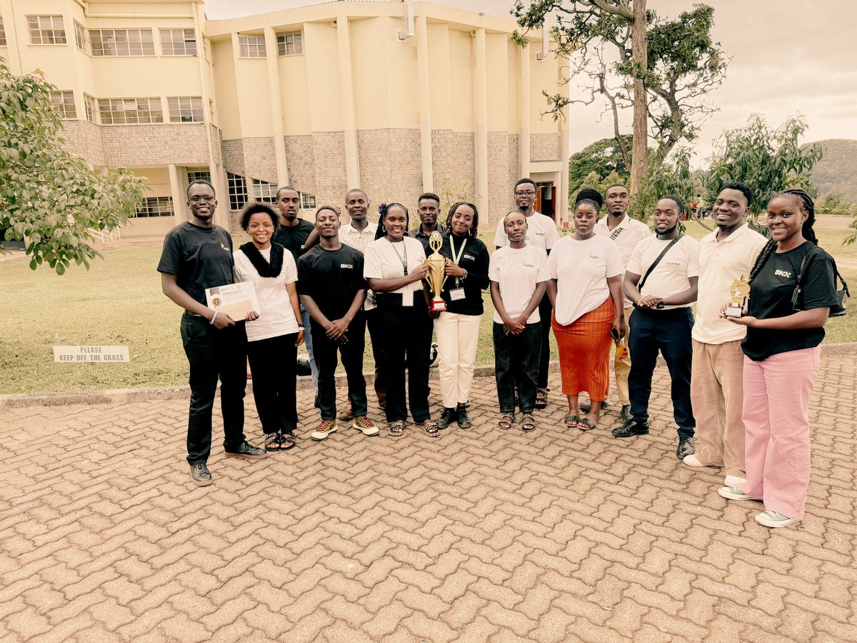 Innoscent~smith tweet media