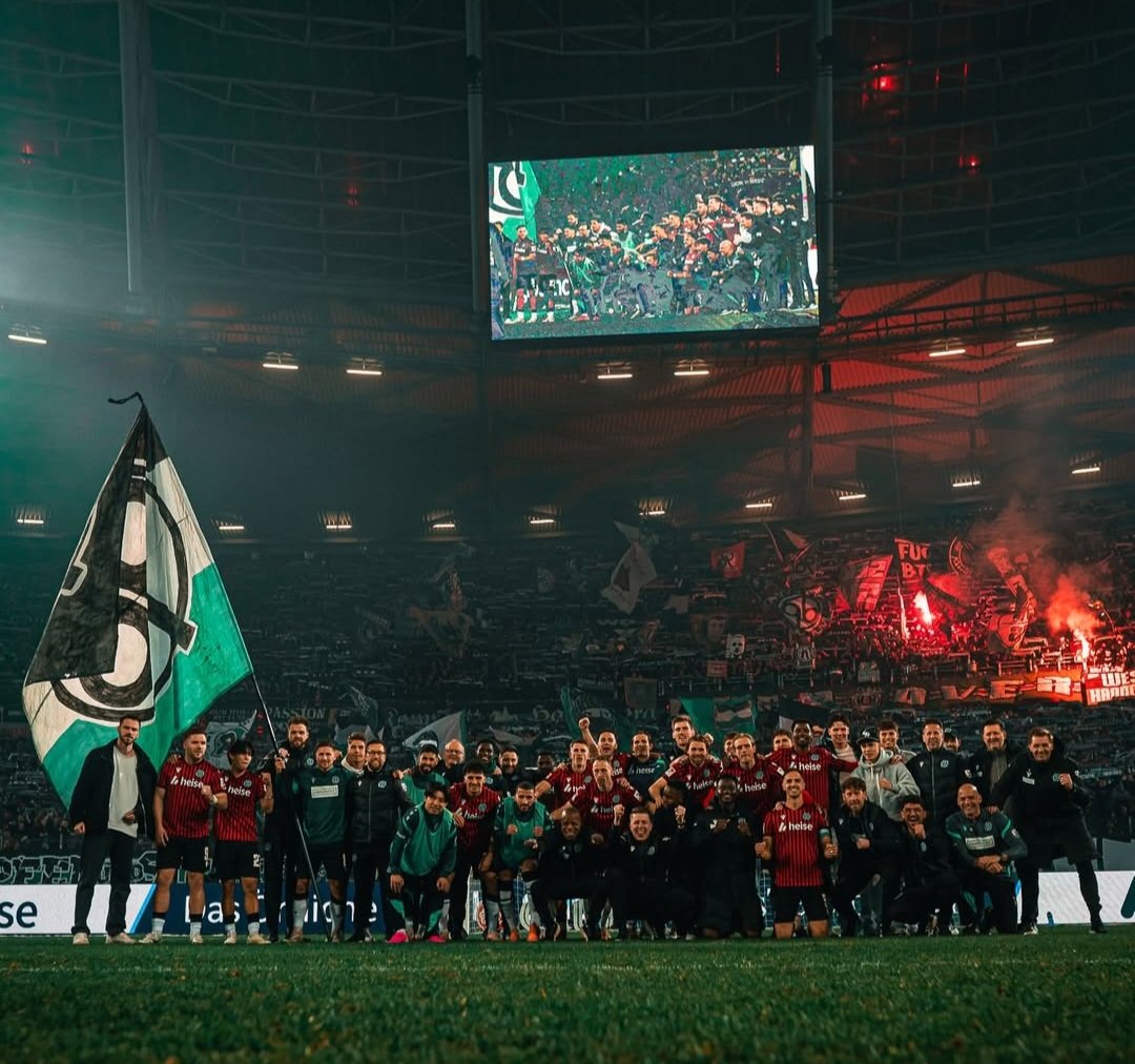 UnFriend tweet media