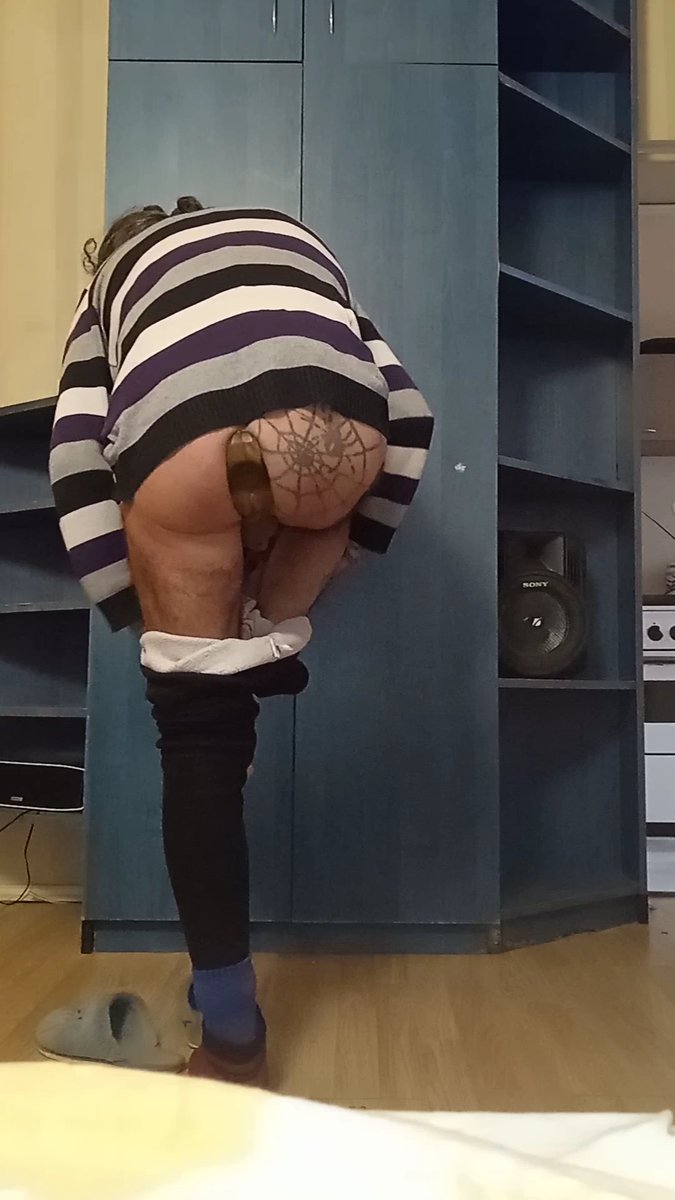 Valenti Fist tweet media