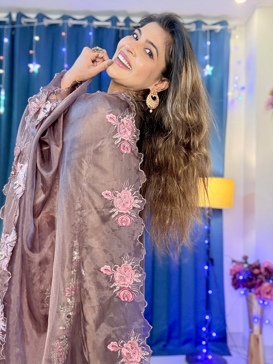 Tanya Chaudhari tweet media