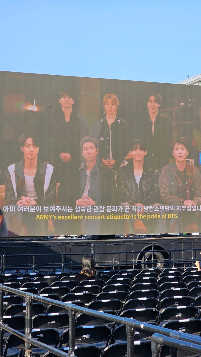 Danielle ⊙⊝⊜ tweet media