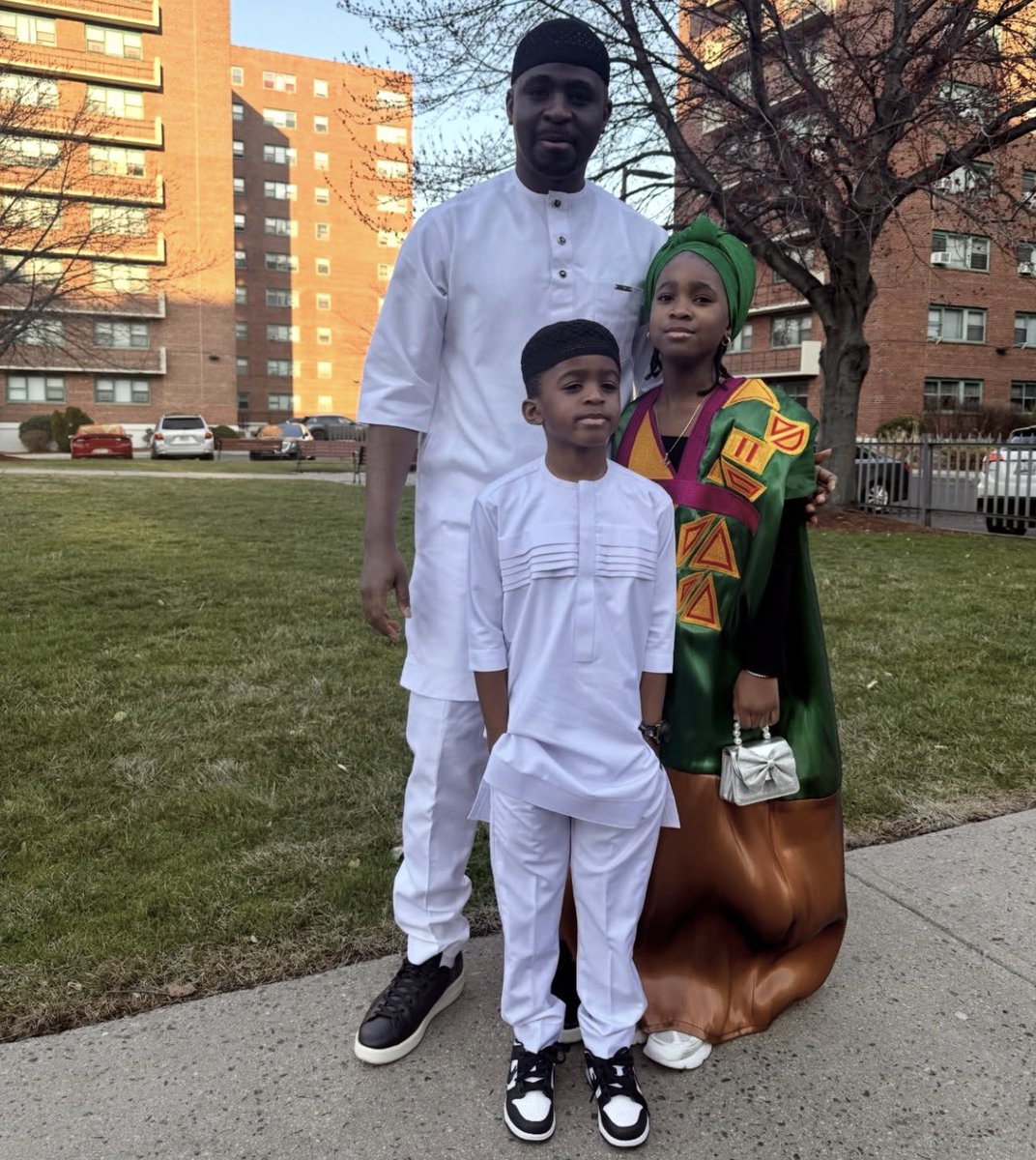 YL_IN_LAGOS tweet media