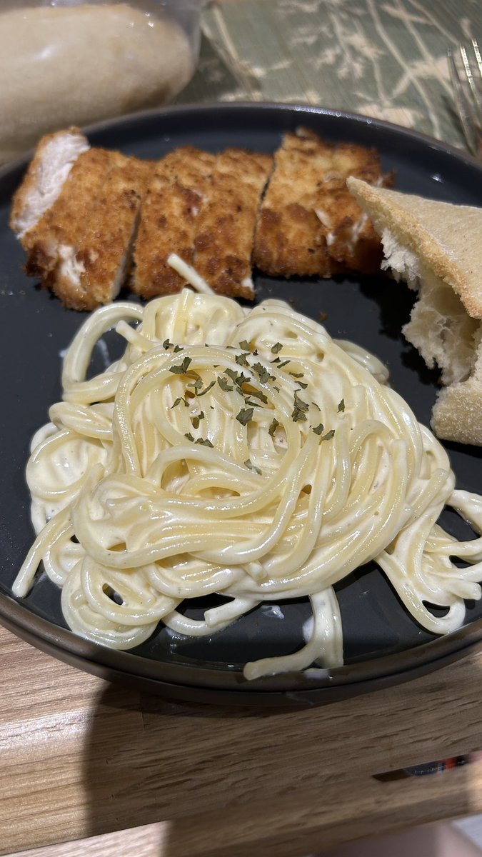 Pommy 🤍🩵 tweet media