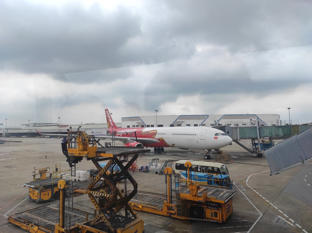 Avgeek Jan tweet media