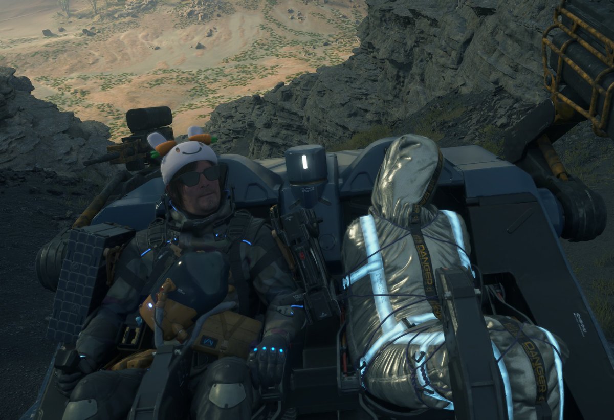 SkidFlashys's tweet photo. que saudade que eu tava de dormir e acordar querendo ansiosamente jogar um jogo pqp eu te amo kojima https://t.co/AsxWlvoM3X
