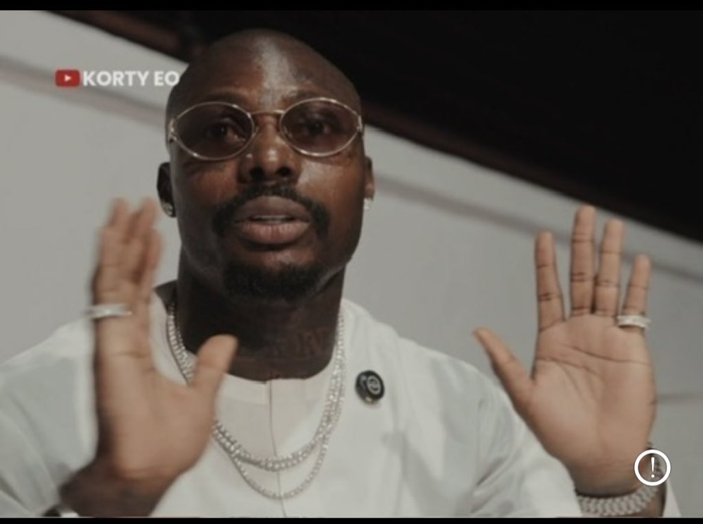 Chris🥀 tweet media