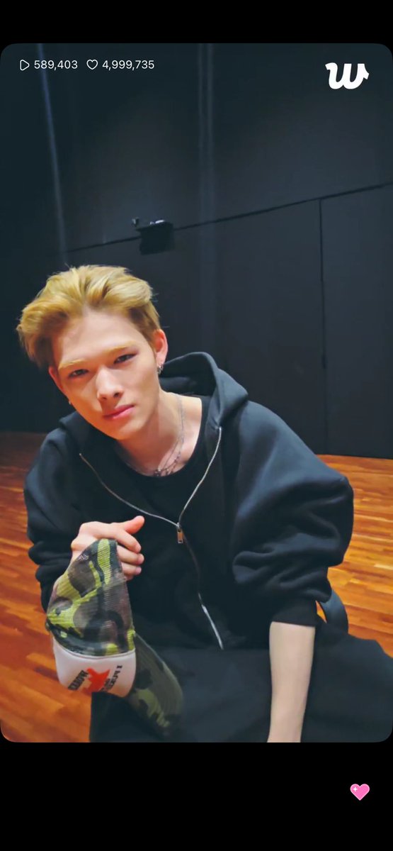 ᯓ★ tin tweet media