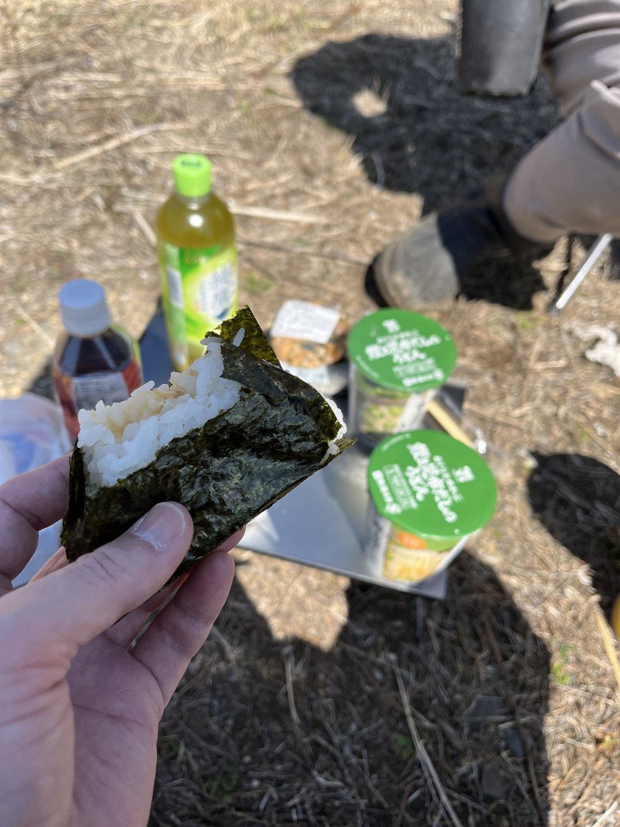 yw2Bl2TNfK18CjI's tweet image. 今日は釣り仲間とカップラーメン釣行🎣

元気なイワナ、ヤマメが遊んでくれました✨

#相方が 
#水没で途中撤退 
#omg 
#千曲川水系