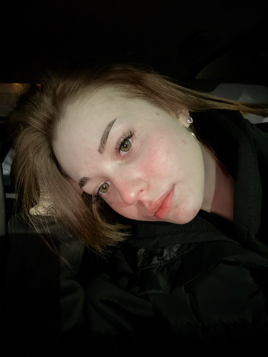 точно не эля tweet media