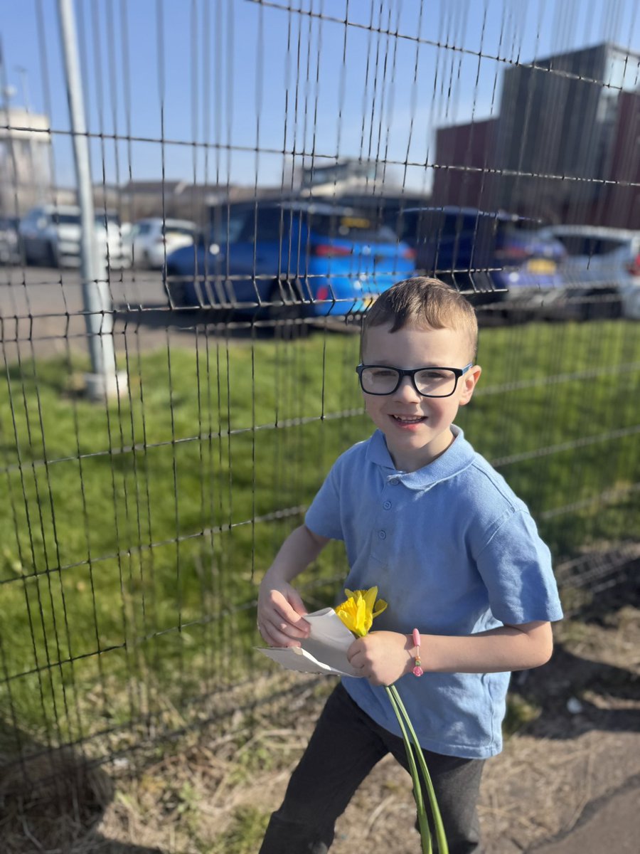 Mrs Nelson 👩‍🏫🍎 tweet media