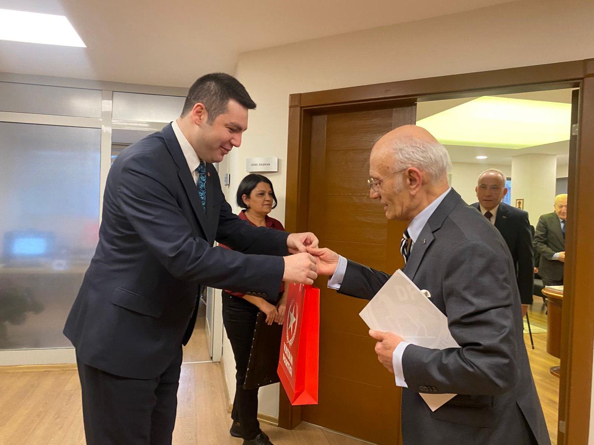 Vatan Partisi tweet media