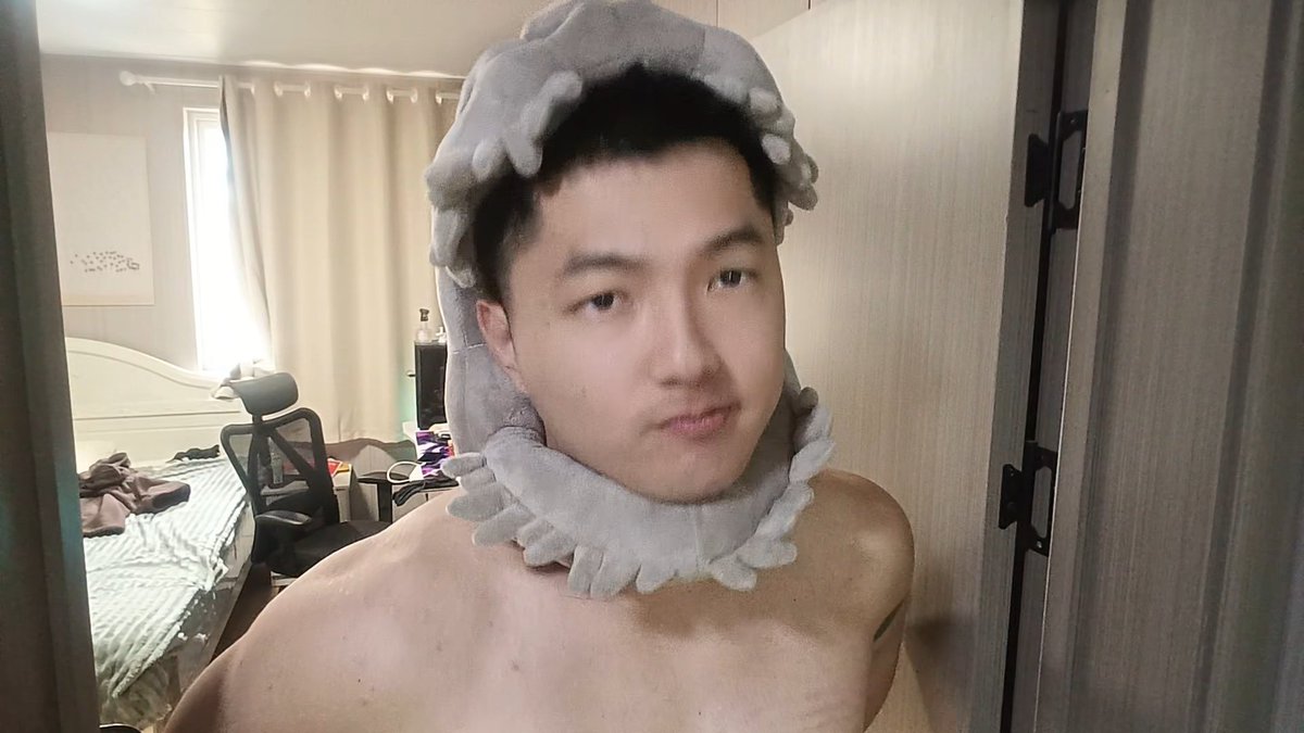 藏 蓝 君 tweet media