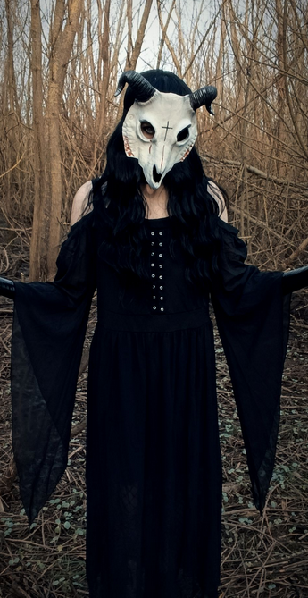 JaxLexXx's tweet photo. Something i have not posted here yet.. #Witchcraft #Gothic https://t.co/JsRNlWVWkl