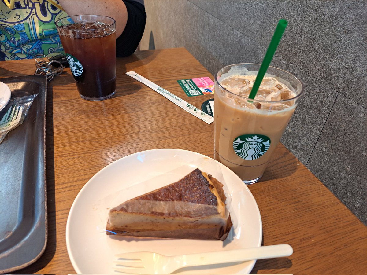 mayu_moon tweet media