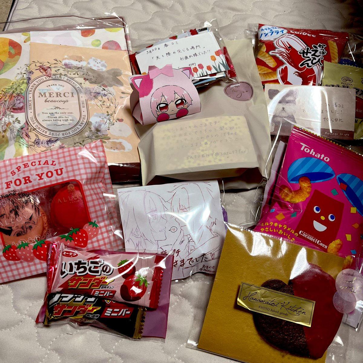 昨日は天陸プチおつかれさまでした！来てくださった方ありがとうございました🥰既刊も想像以上に手にとっていただけて嬉しかったです！