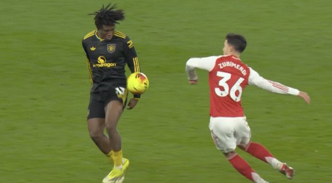 Arsenal Babe tweet media