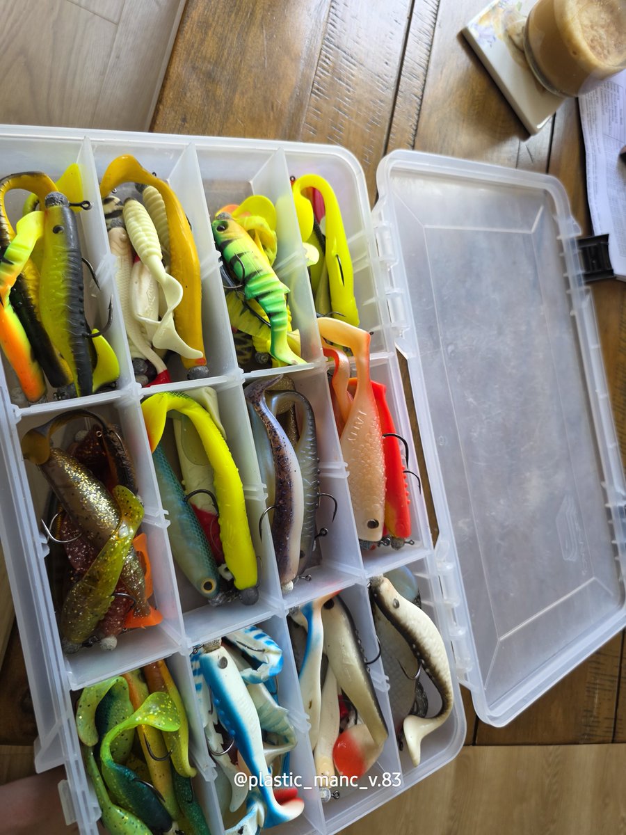 plastic_manc_v.83 #CSB tweet media