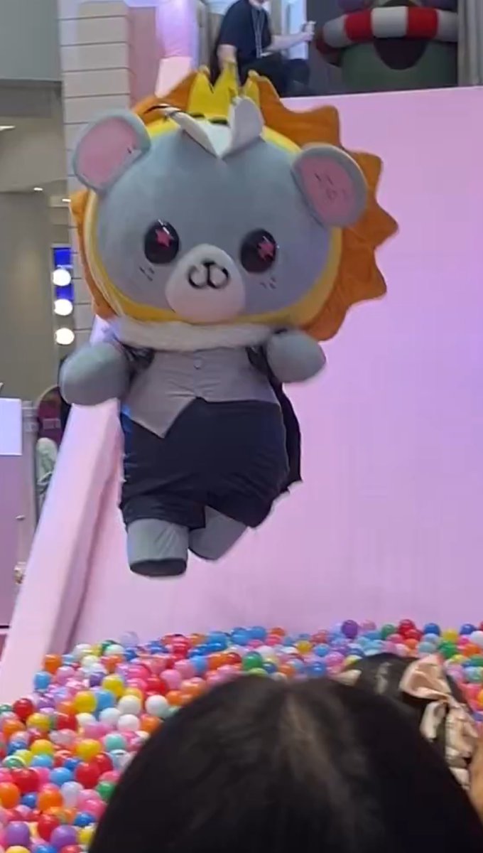 ML ☻︎ tweet media