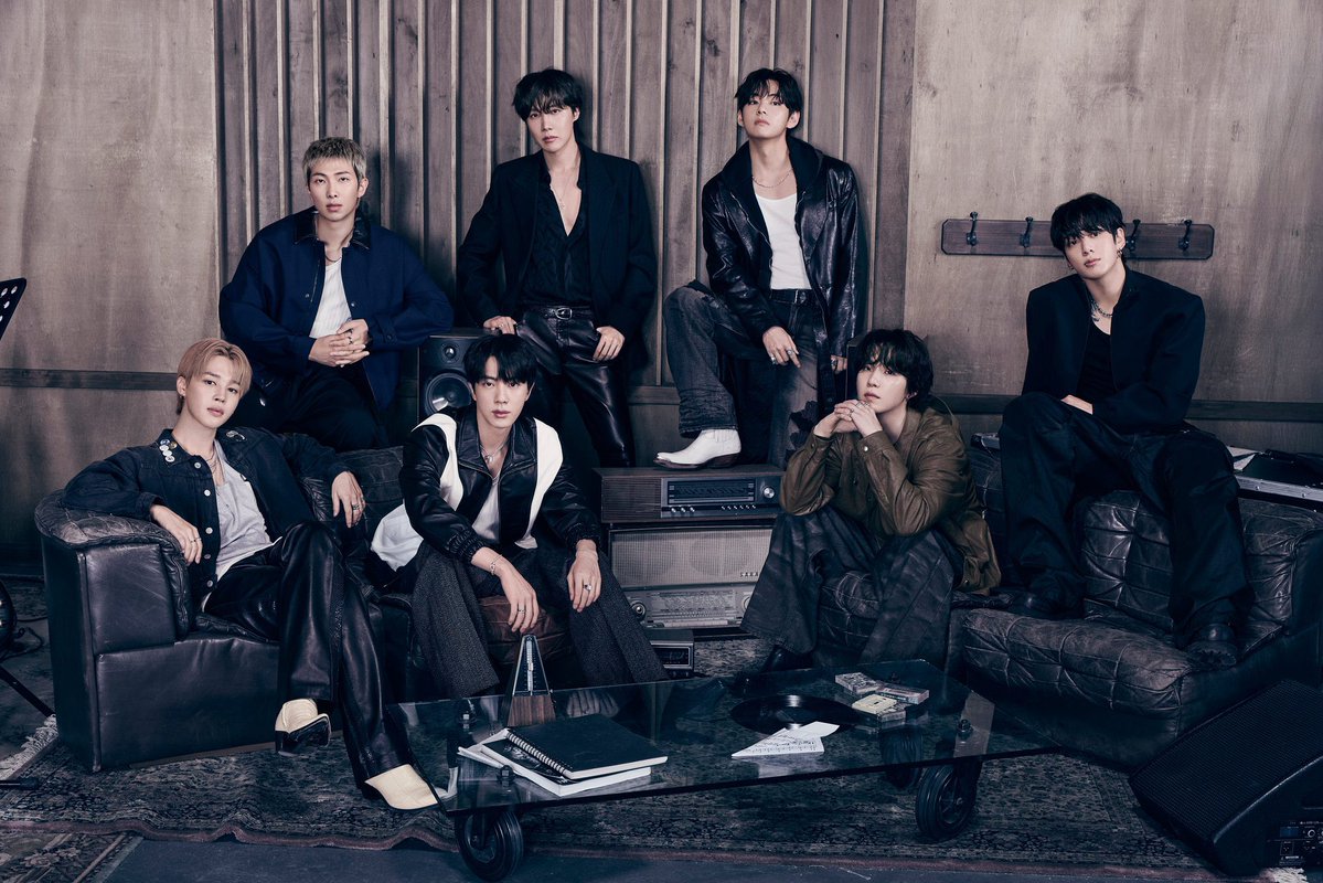 BTS Charts tweet media