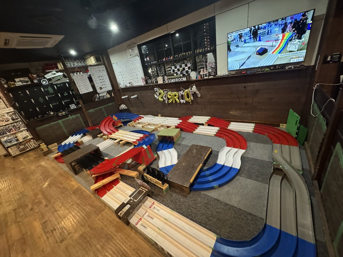 3249ROOM 大阪市 ミニ四駆ステーション tweet media