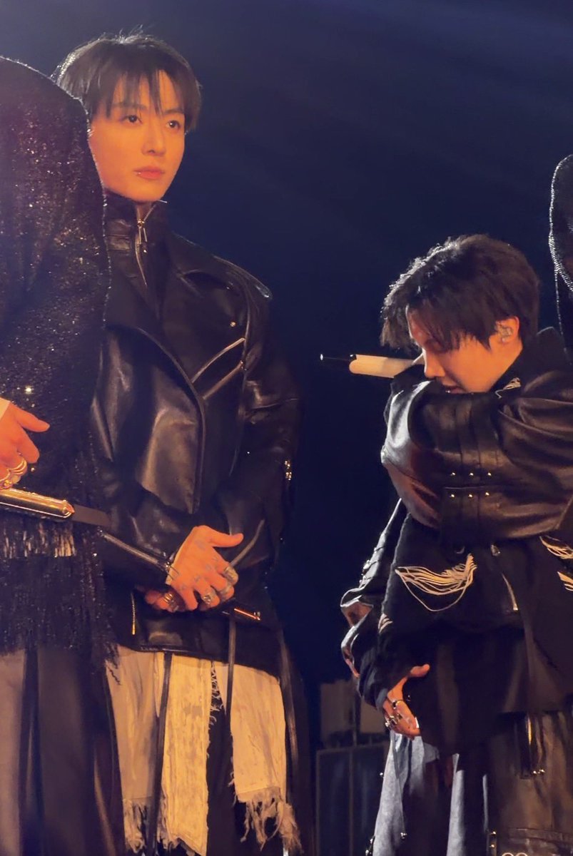 KreisJK's tweet image. 우리 정국이 막드 시작 눈빛 보소 

#BTS컴백라이브_ARIRANG  #BTSLiveonNetflix  #BTS_ARIRANG