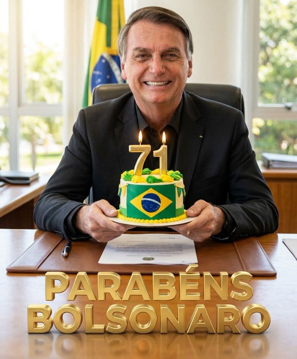 Feliz aniversário 🎉🎂 
Jair Messias Bolsonaro 
O melhor presidente do Brasil 🇧🇷 
Que Deus abençoe 🙏🏼 tamo junto capitão 🙌🏼