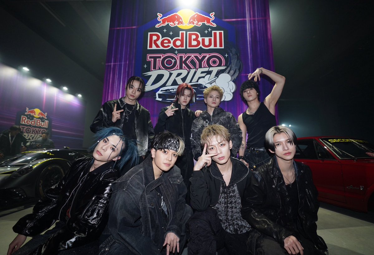 ONE OR EIGHT tweet media