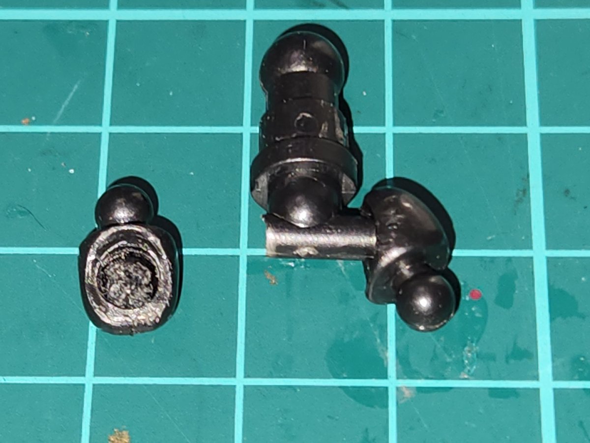 みとこんどりあ tweet media