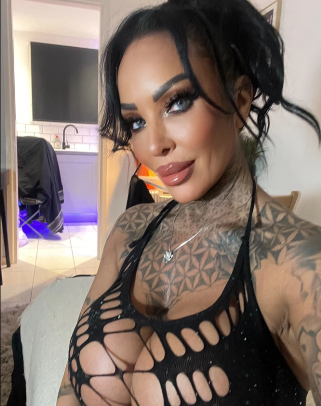 AdultWork.com tweet media