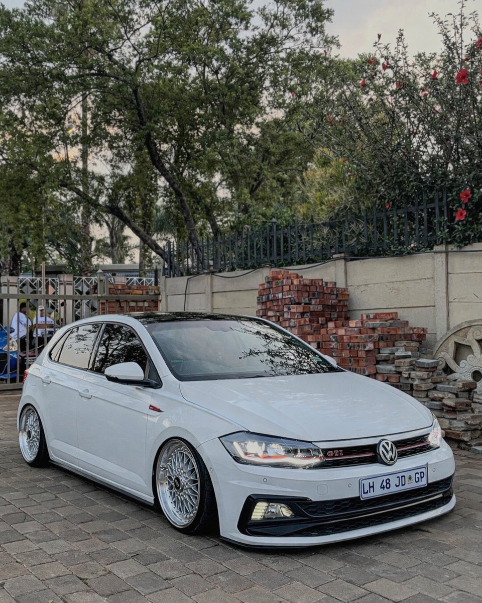 REABETSWE tweet media