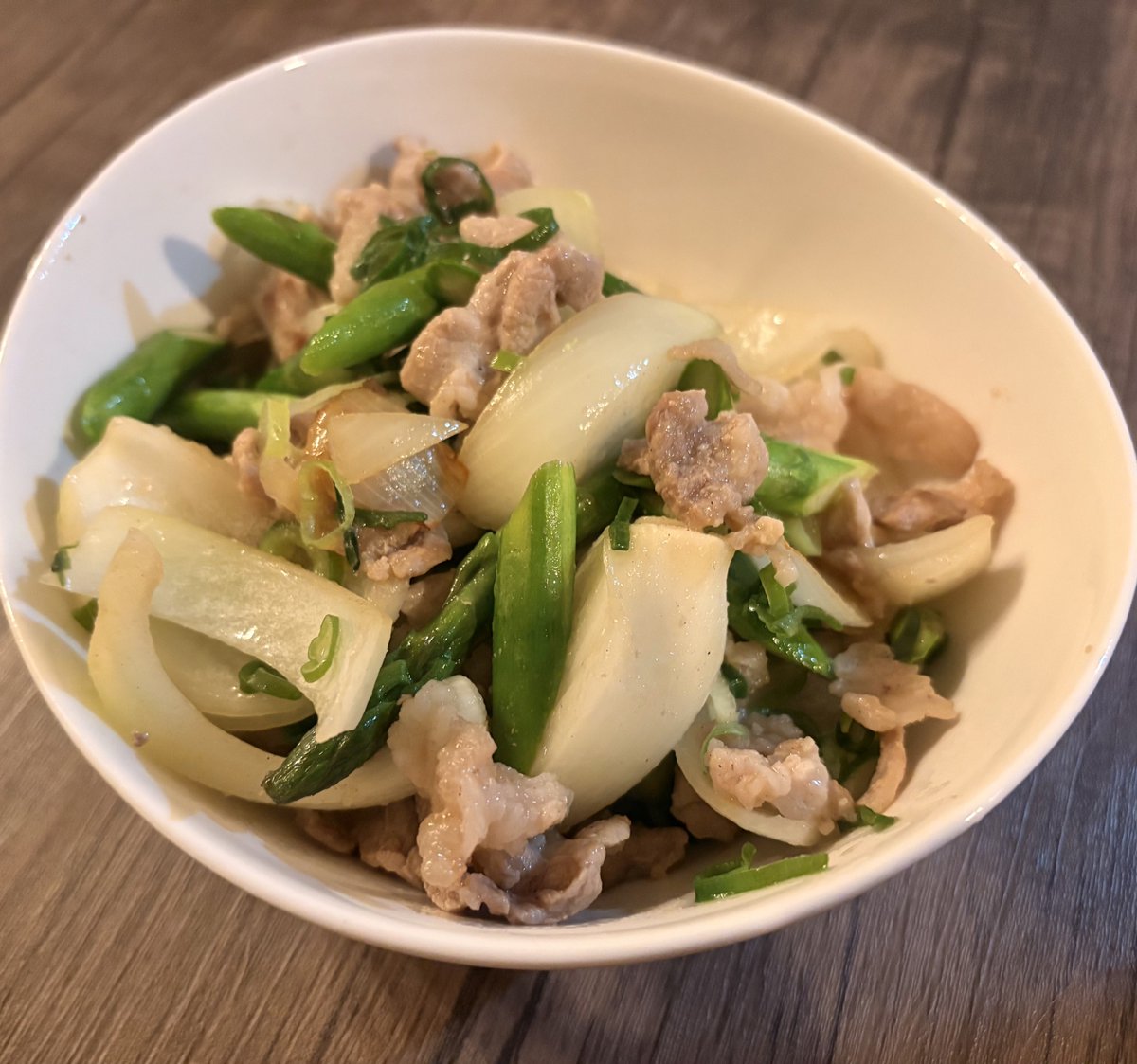 ツキユミサブ tweet media