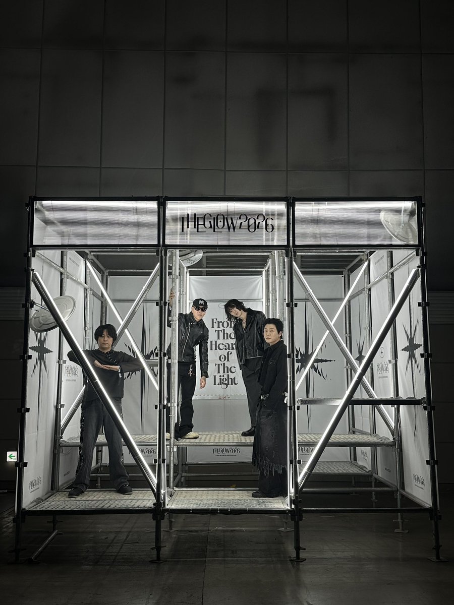 THE GLOW 더 글로우 tweet media