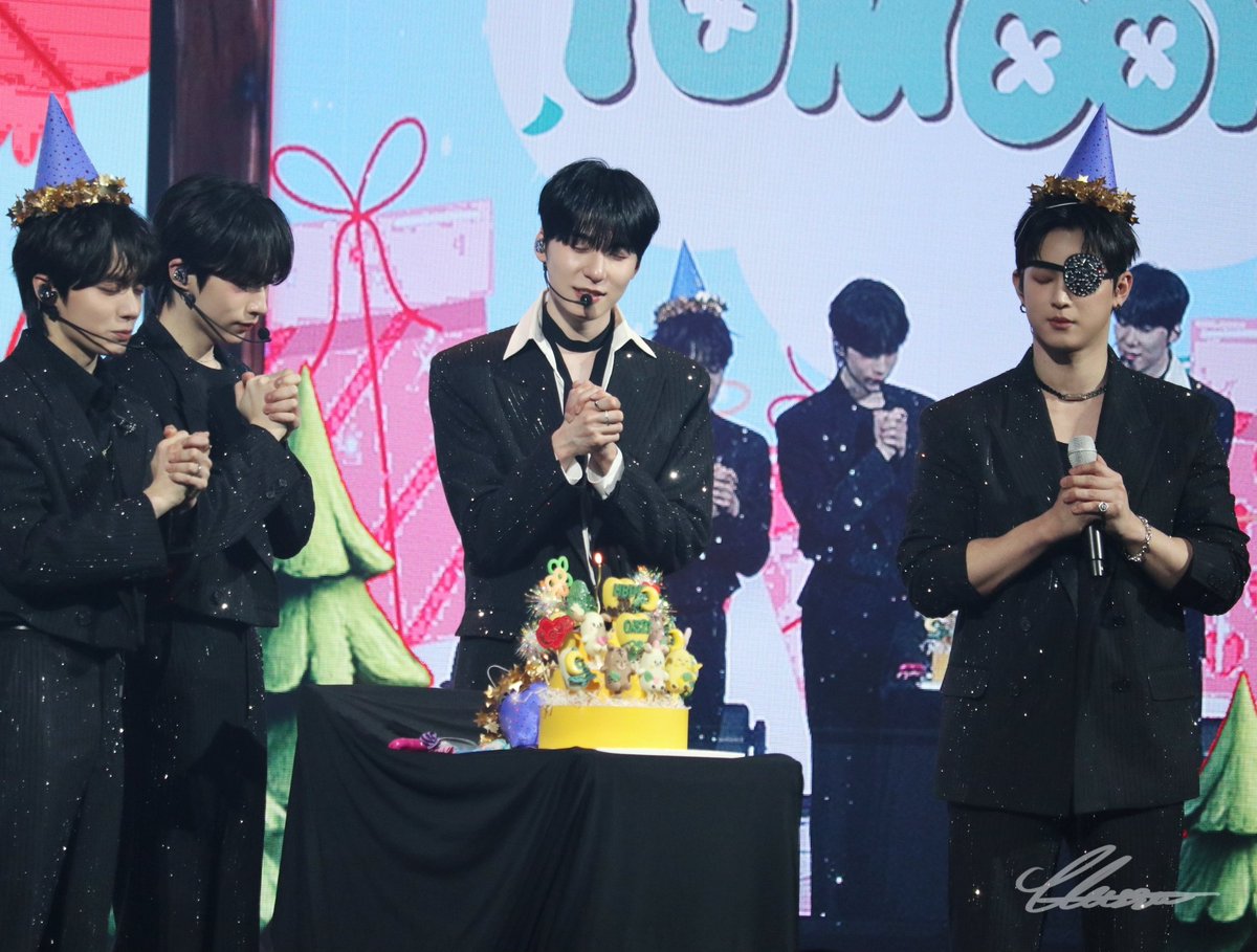 Glassa🌙 tweet media