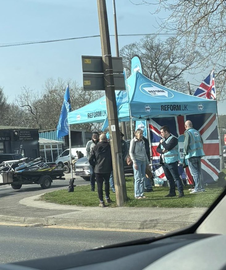 SlowHorse tweet media