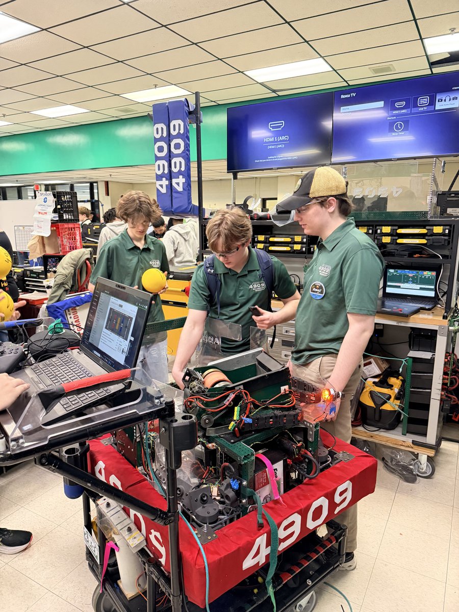 Team 4909 tweet media