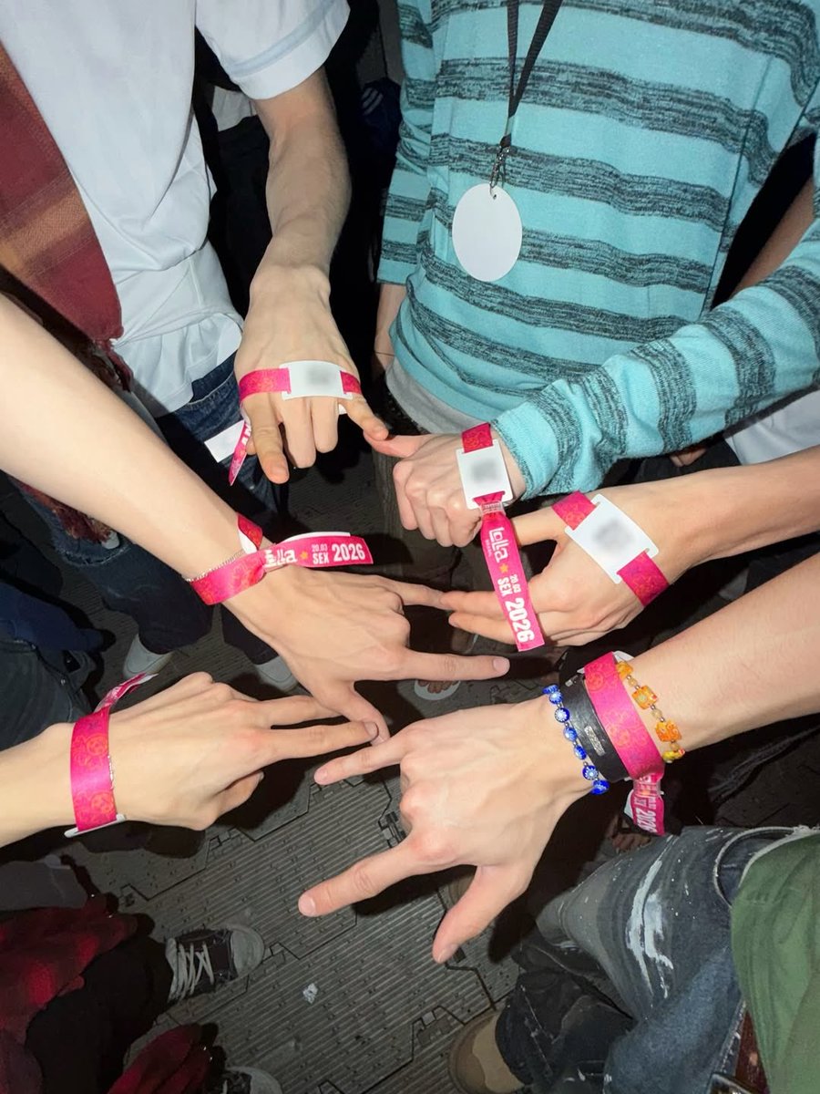 dani •᷄‎ࡇ•᷅ tweet media