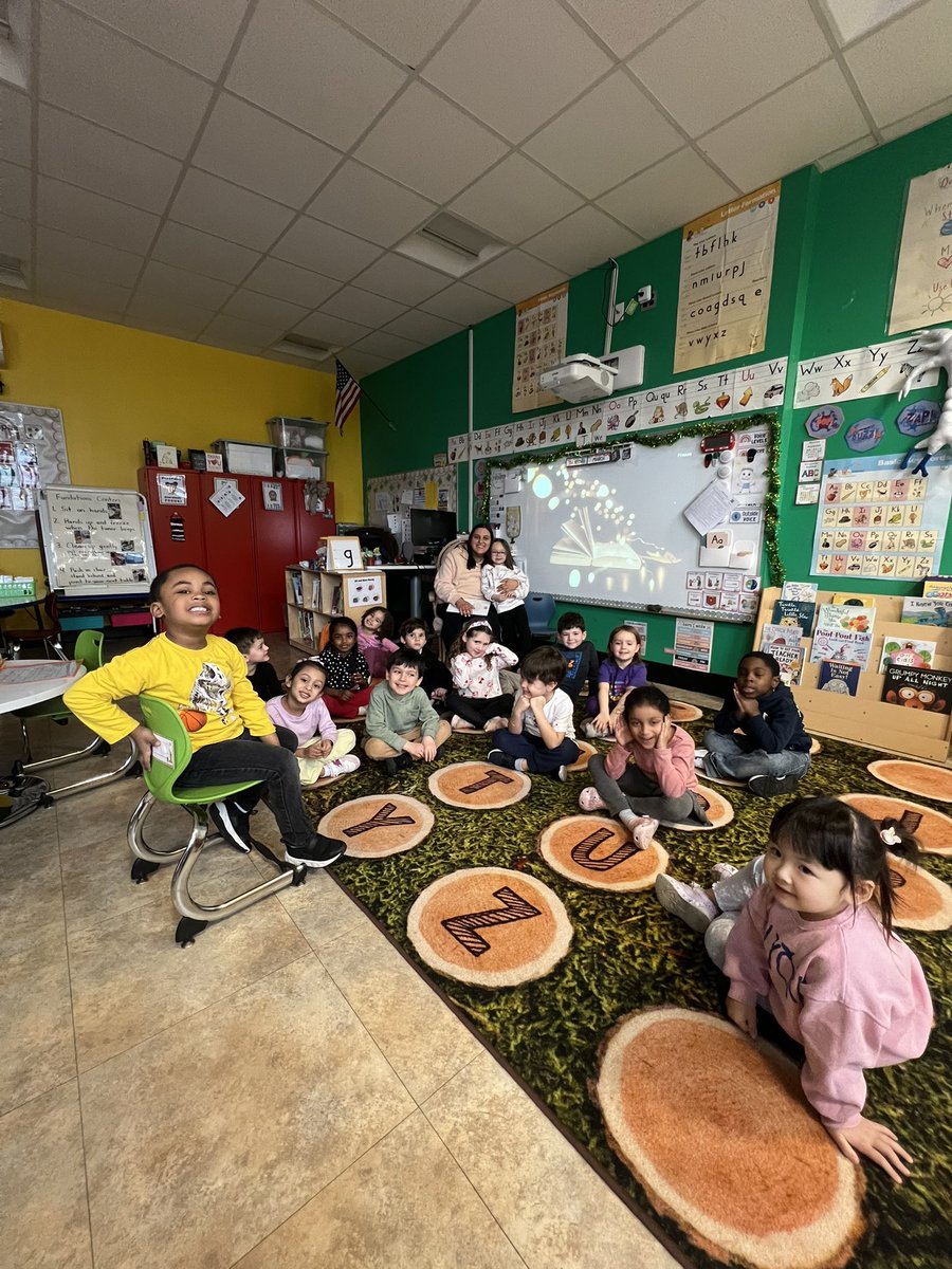 Ms. Dipaoli 🍎🖍❤️ tweet media