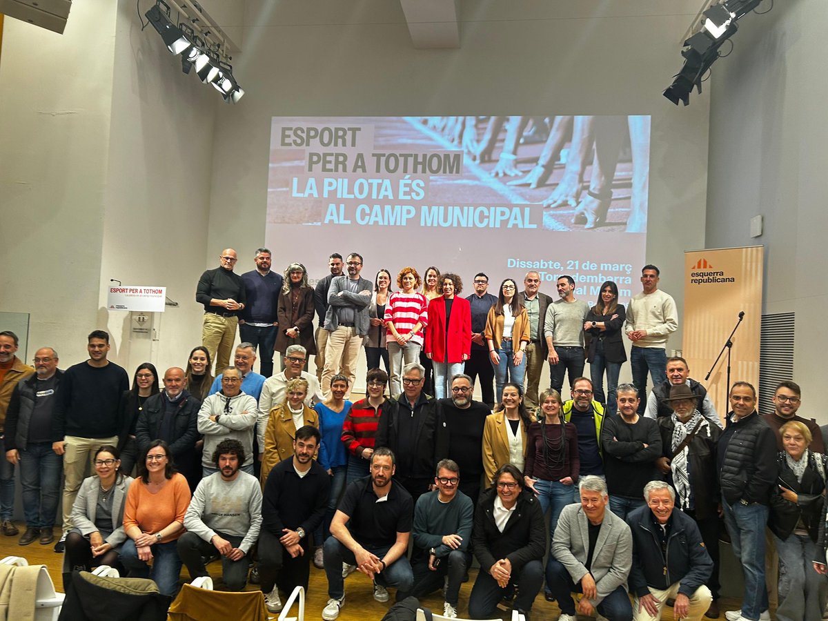 XavierEstradaF1's tweet image. Jornada ESPORT PER A TOTHOM: “LA PILOTA ÉS AL CAMP MUNICIPAL” #cohesio #pais #vector #transformacio  @ERCPAERIA @EsquerraTDB