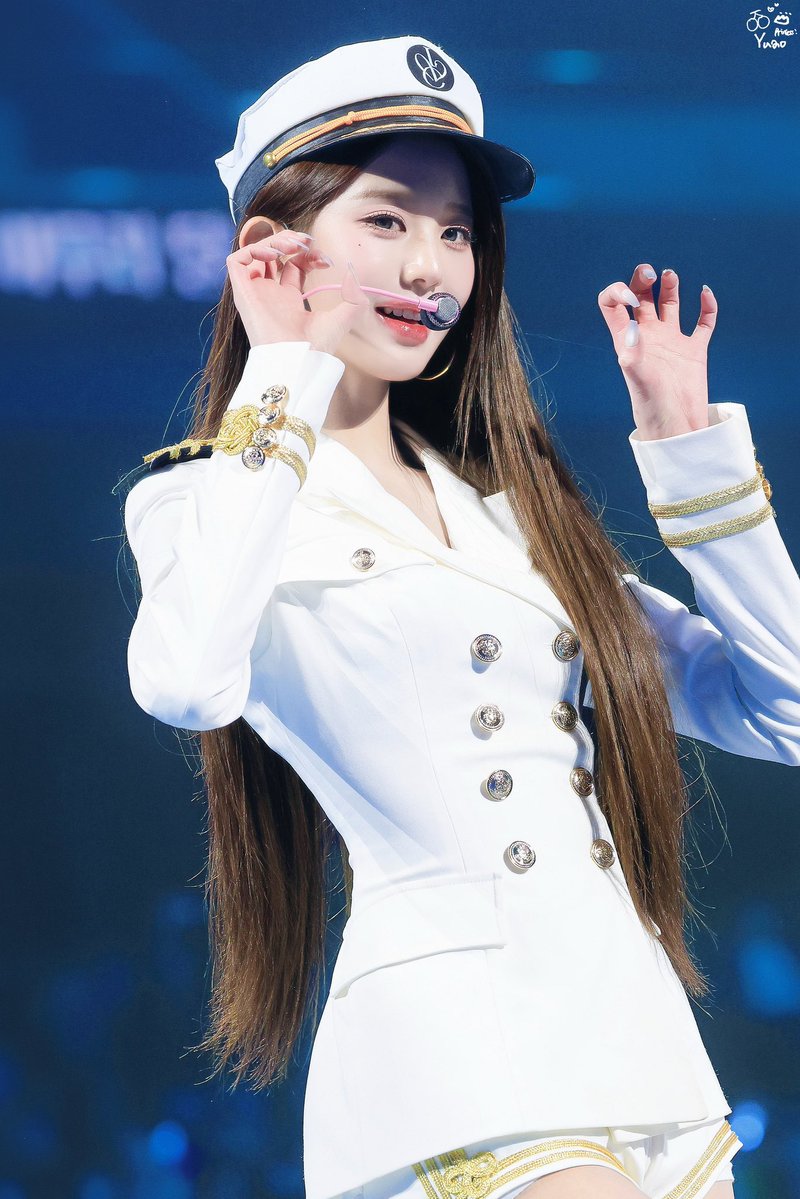 오늘 장원영 아이돌력 진심…. 돌판전설의아이돌인거증명하는느낌