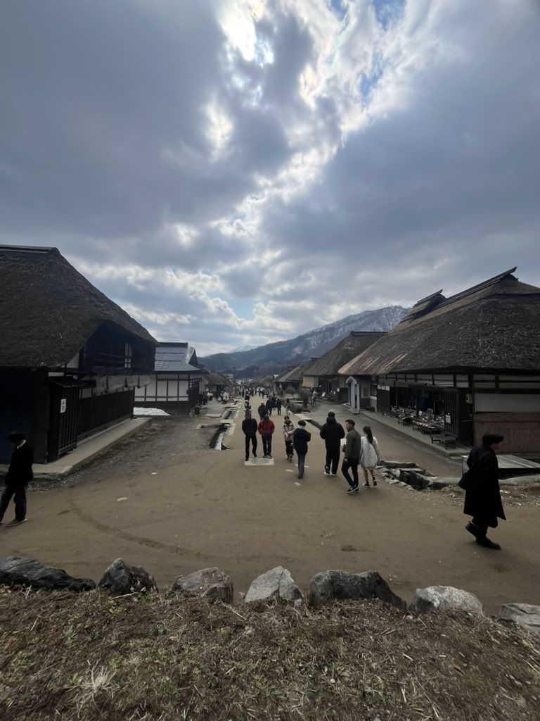 かし男 tweet media